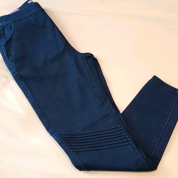 High-Rise Moto Jegging NWT Levi's Denizen - Picture 1 of 4